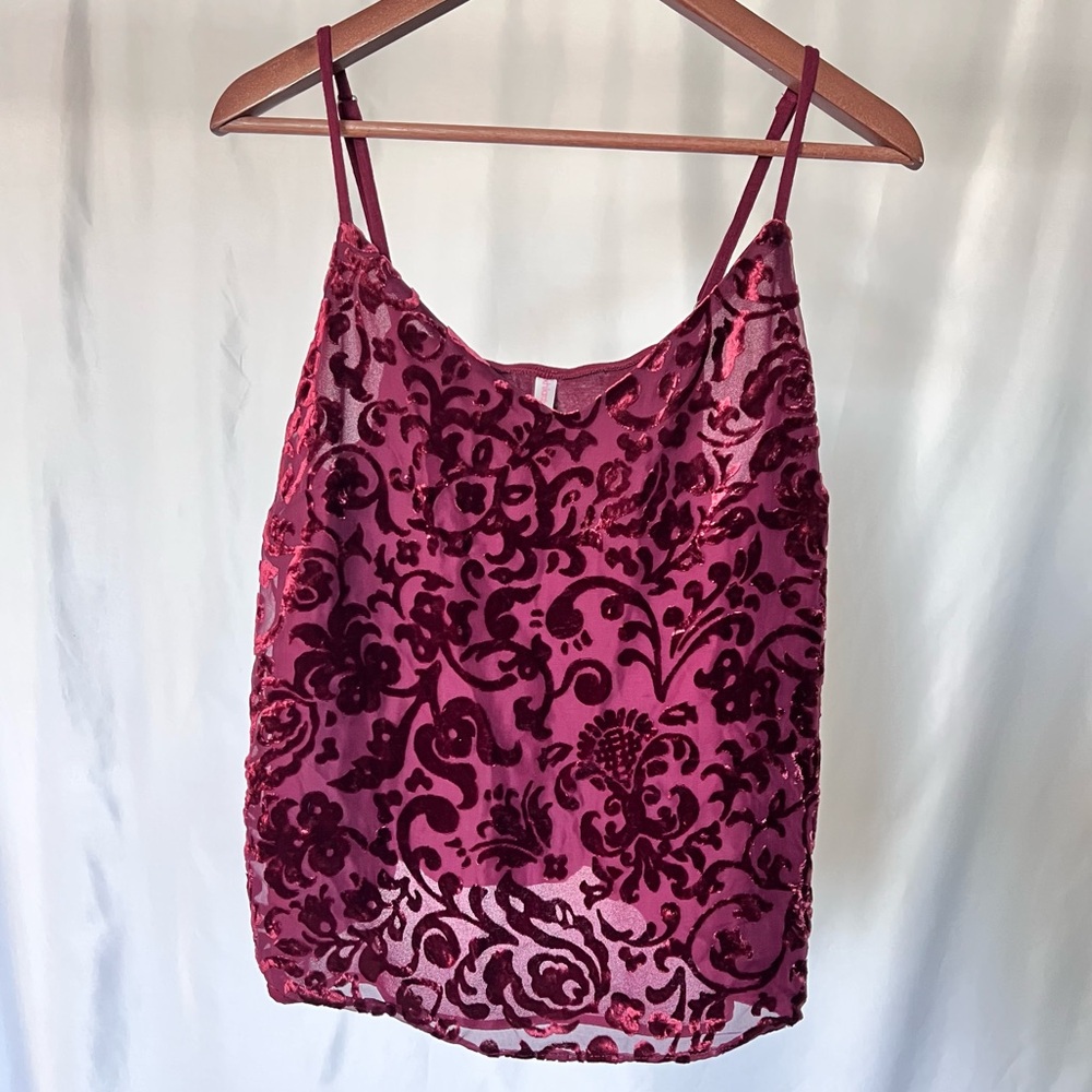 Med Burgundy Tank